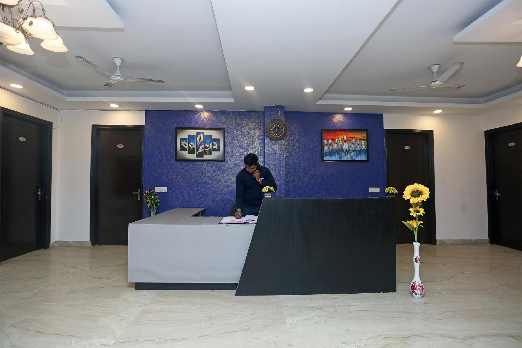 Hotel O Maira Stays Faridabad Exterior photo