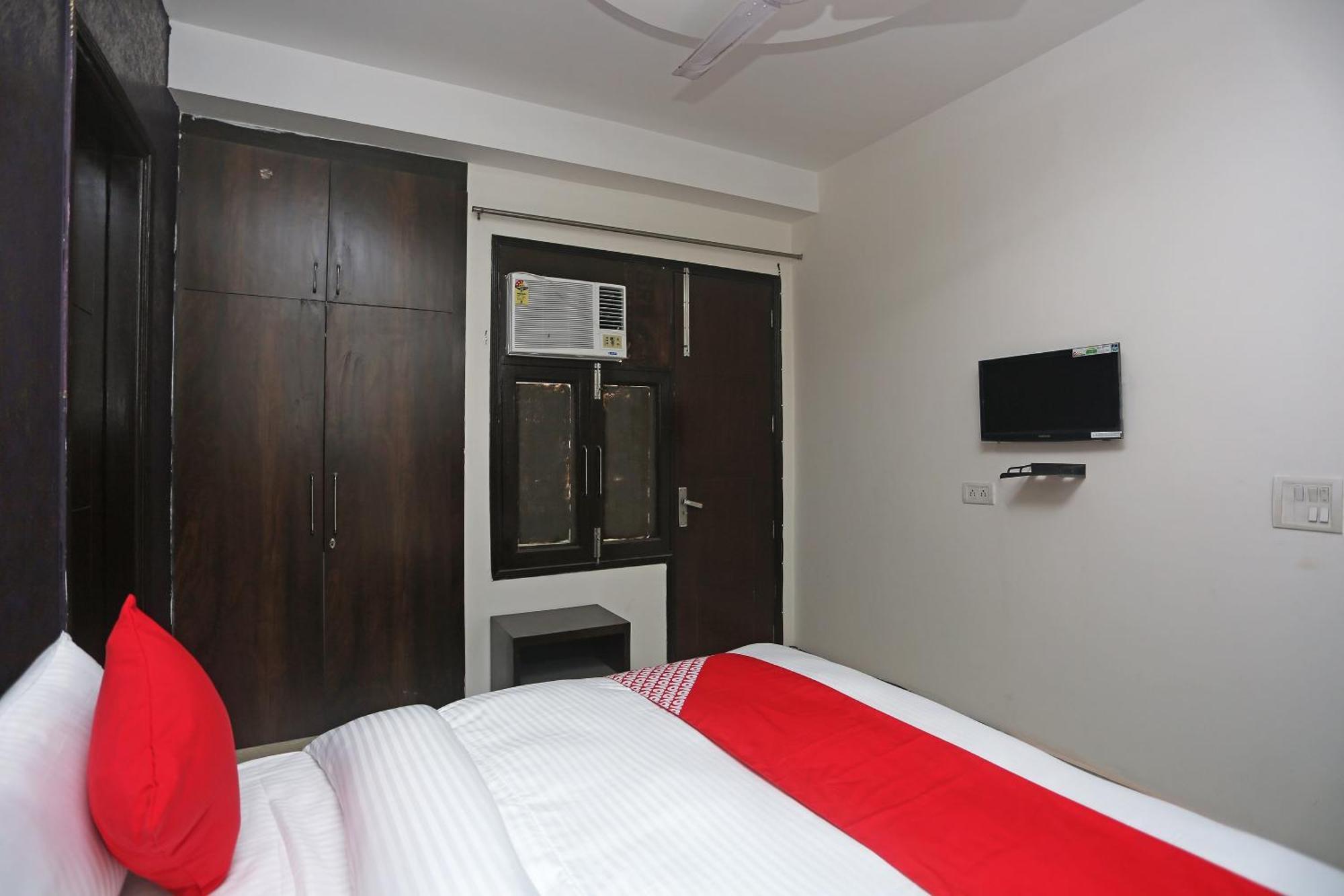 Hotel O Maira Stays Faridabad Exterior photo